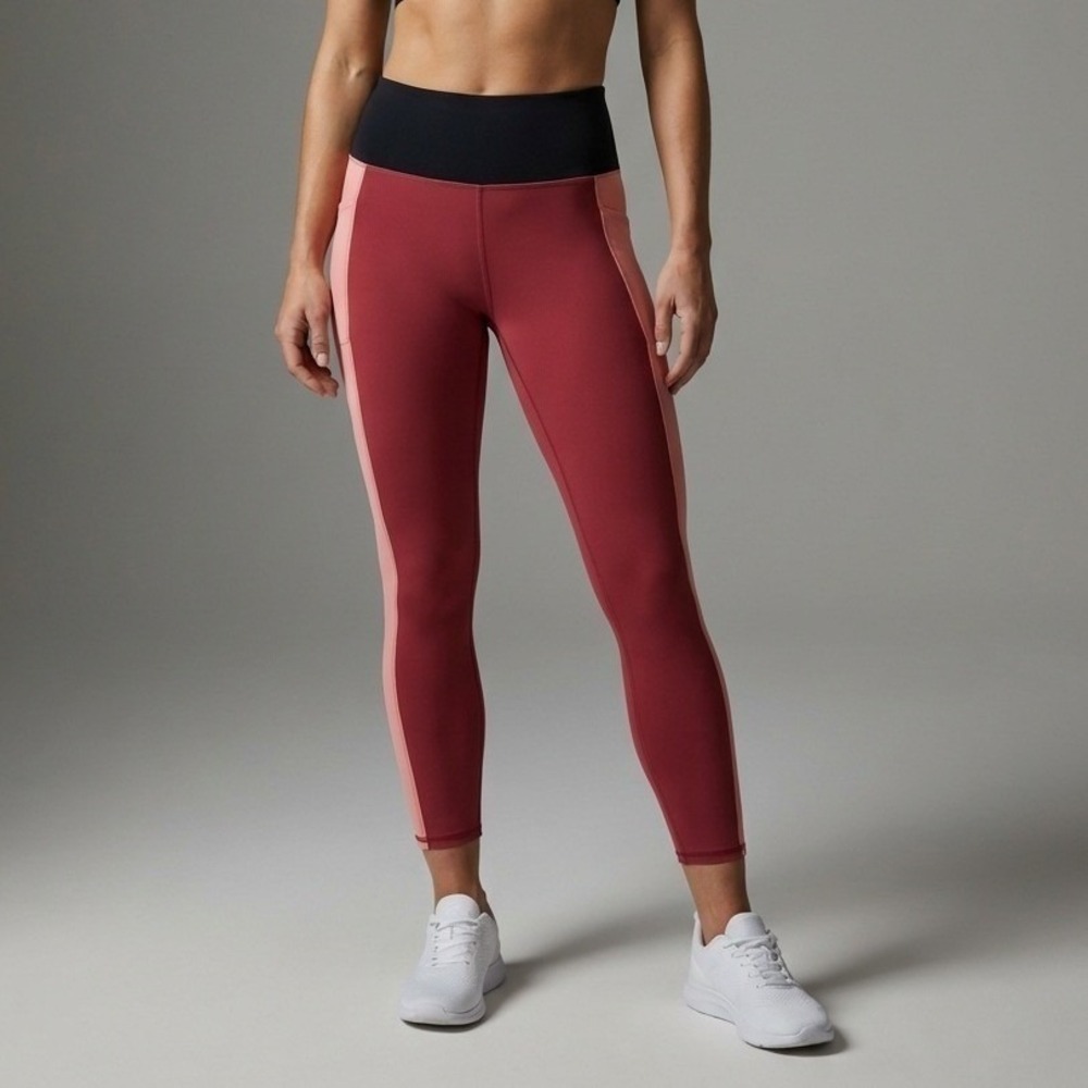 FOURLAPS PLYO 7/8 Leggings Red Velvet Strawberry Black Size L‎ NWT Athletic